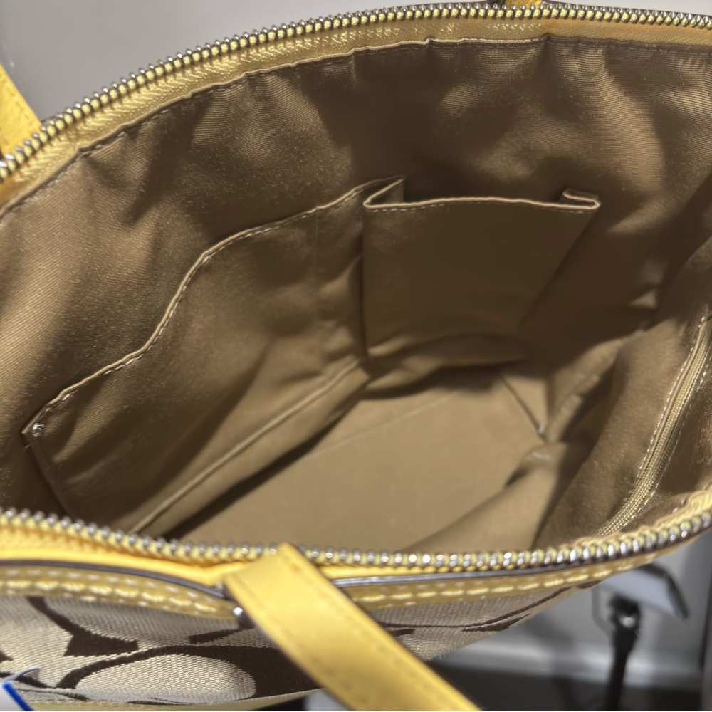 Coach Shoulder Shoulder Tote Purse Yellow Stripe Brown C Canvas Leather Trim - Picture 15 of 15